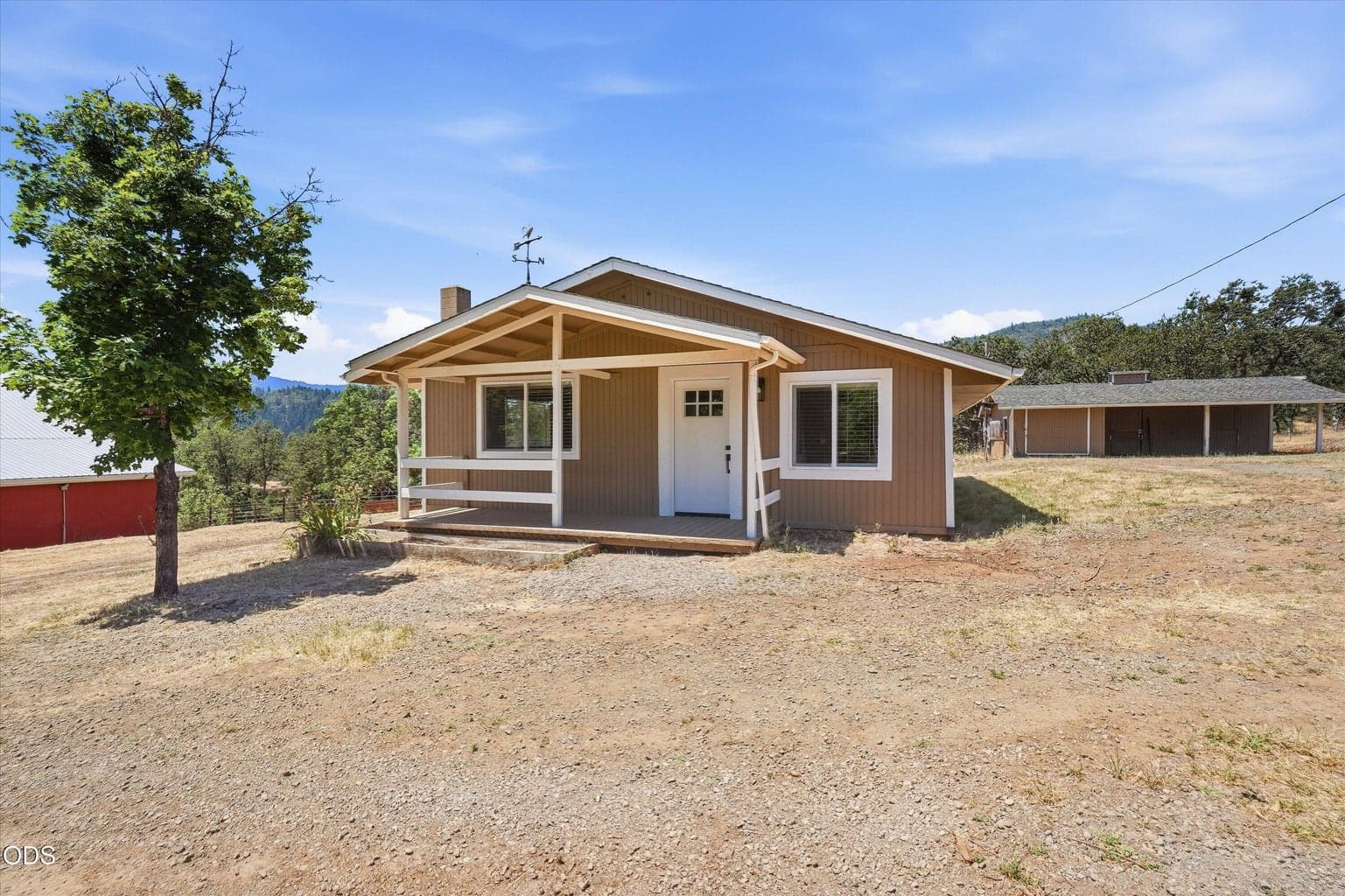 Photo of 8960 Applegate 1 of 37