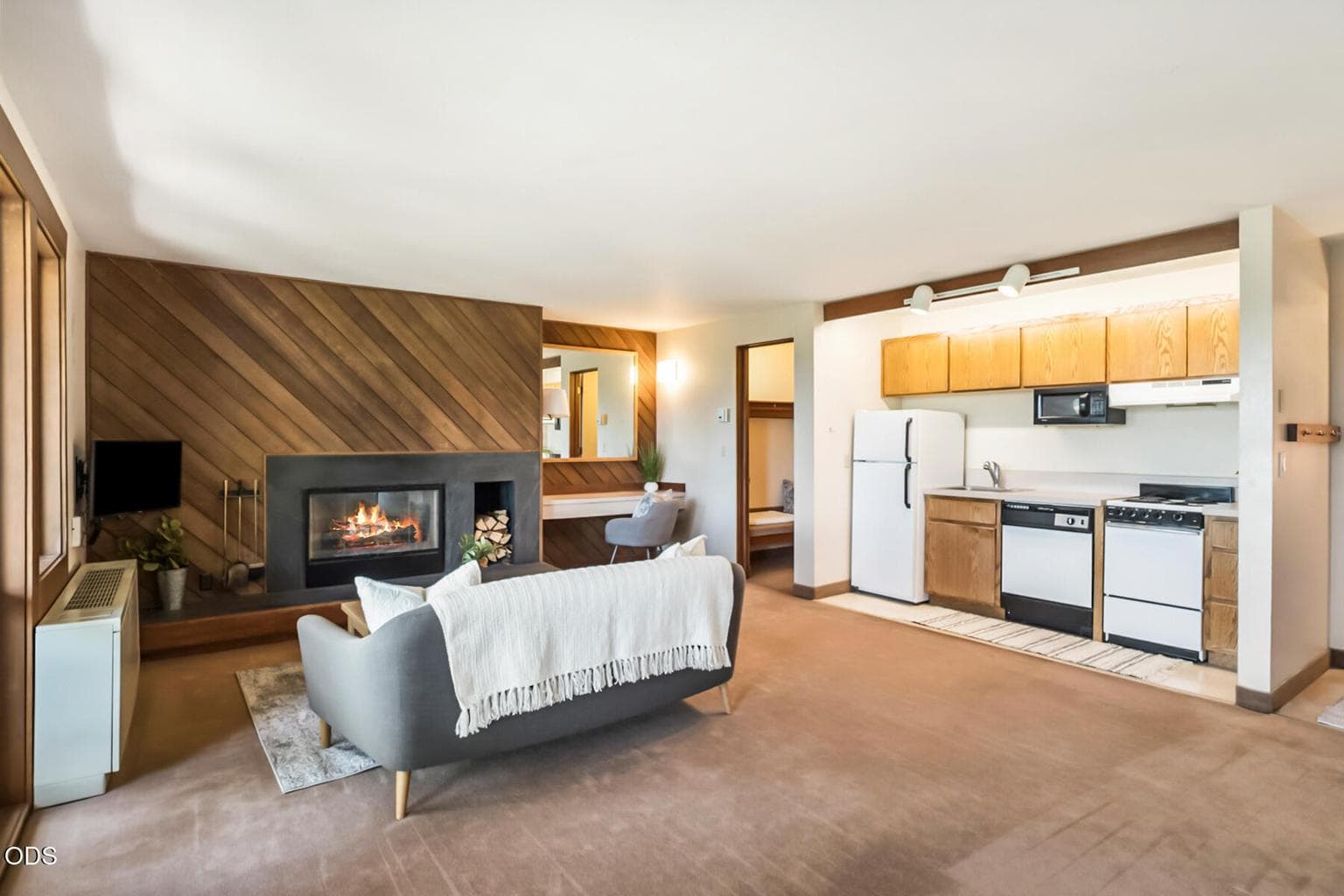 Photo of 18575 SW Century Drive 11 of 24