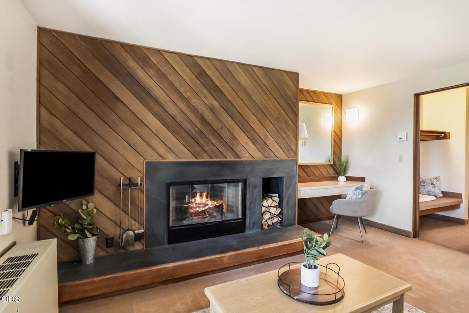 Photo of 18575 SW Century Drive 9 of 24