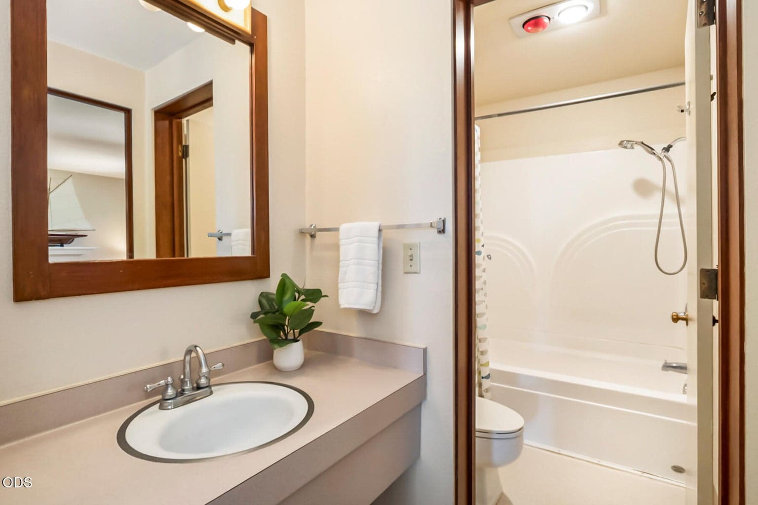 Photo of 18575 SW Century Drive 18 of 24
