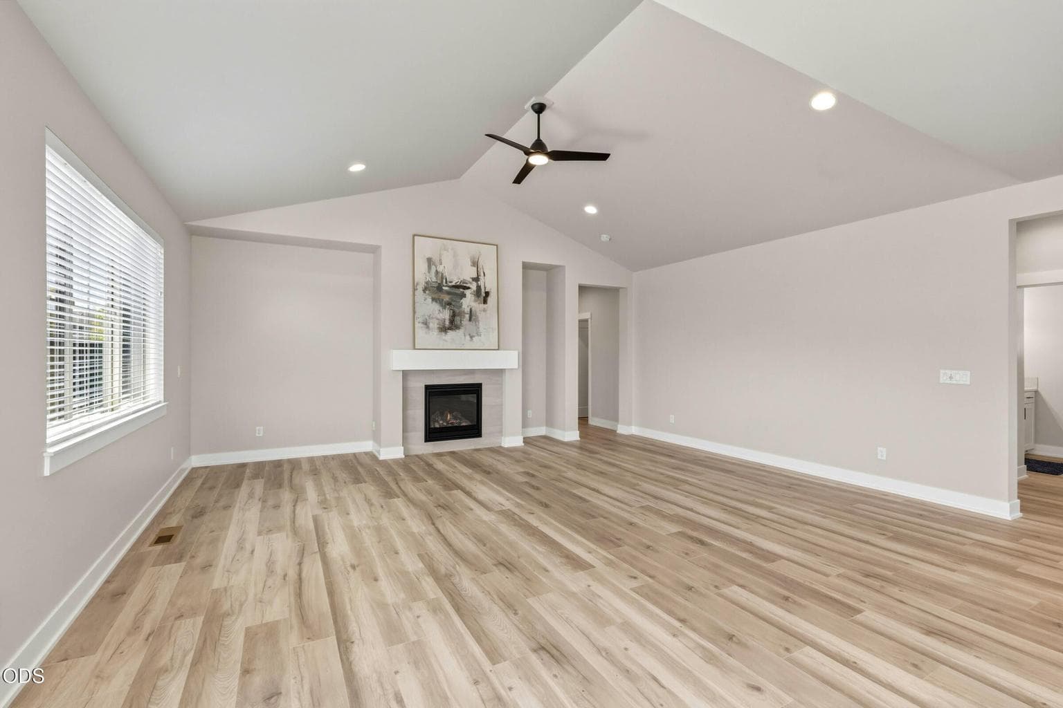Photo of 3741 NE Petrosa Avenue 19 of 58