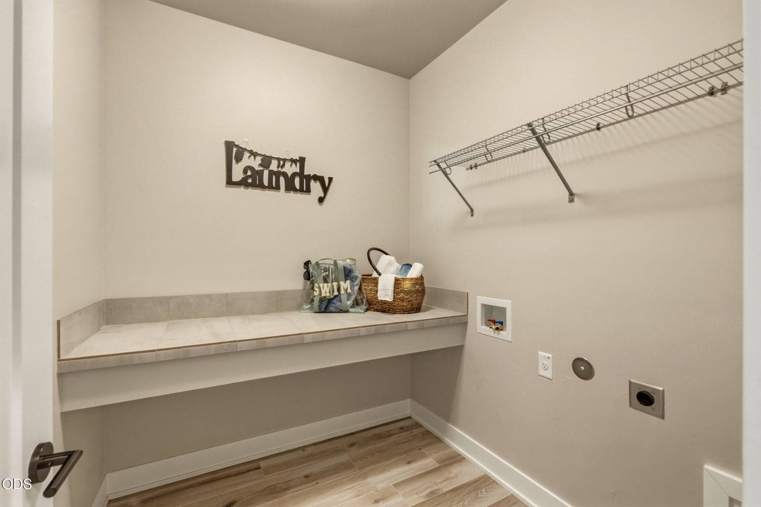Photo of 3741 NE Petrosa Avenue 25 of 58