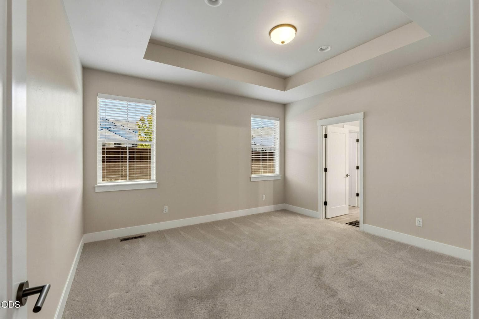 Photo of 3741 NE Petrosa Avenue 27 of 58