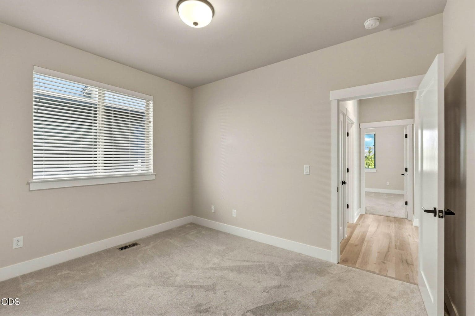 Photo of 3741 NE Petrosa Avenue 35 of 58