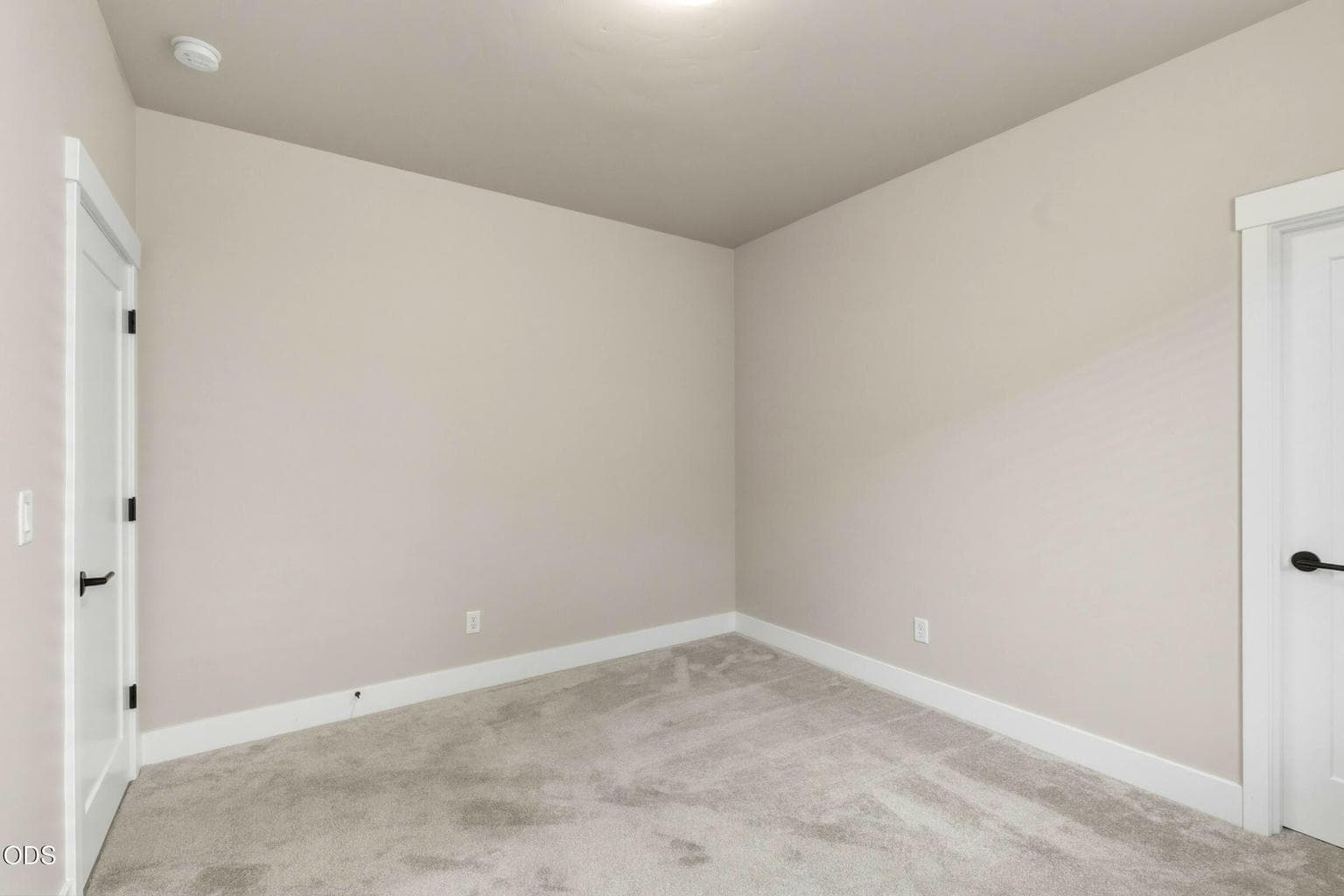 Photo of 3741 NE Petrosa Avenue 36 of 58