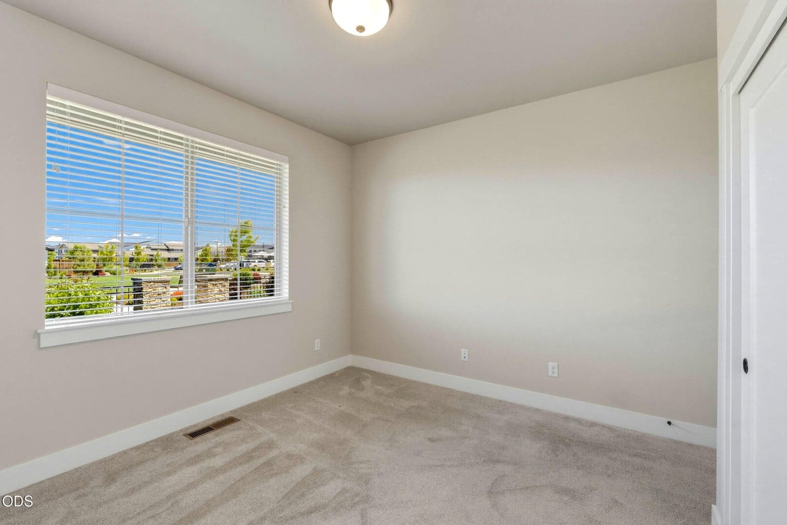 Photo of 3741 NE Petrosa Avenue 45 of 58