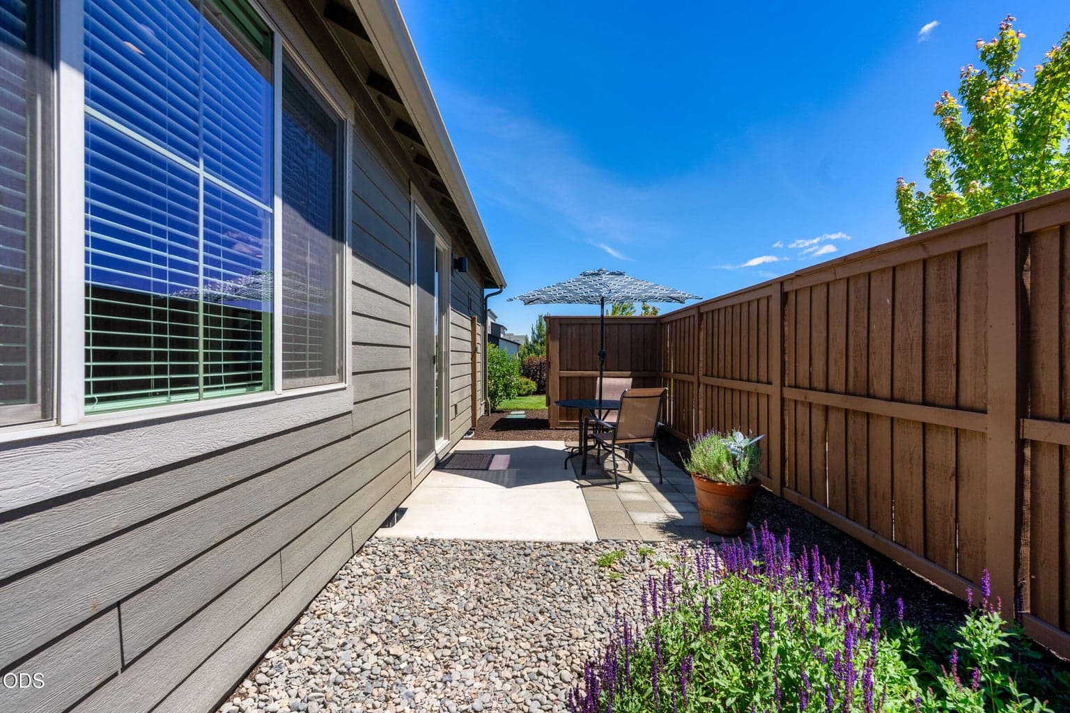 Photo of 3741 NE Petrosa Avenue 46 of 58