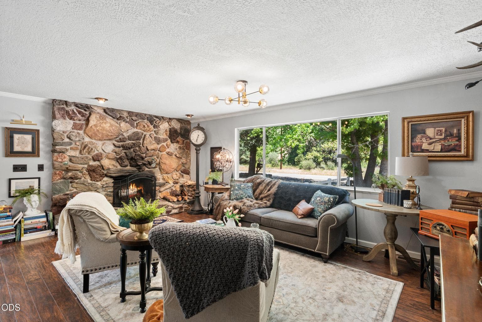 Photo of 3550 Upper Applegate Road 6 of 61