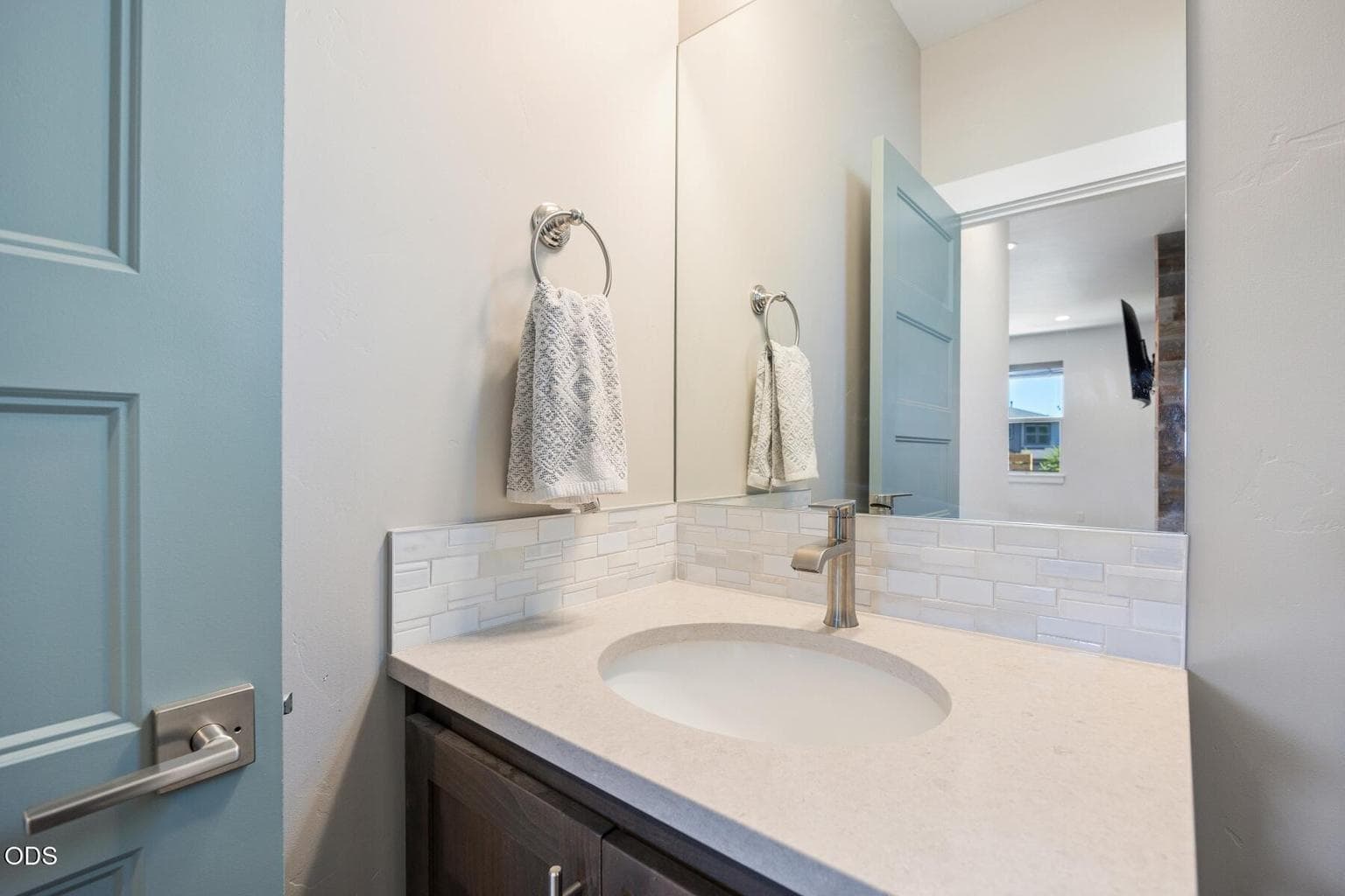 Photo of 2350 NE Purcell Court 11 of 45