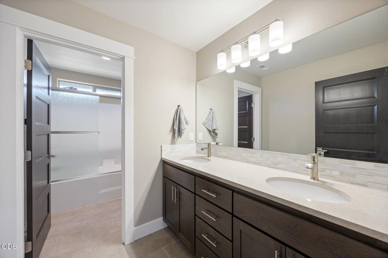 Photo of 2350 NE Purcell Court 33 of 45