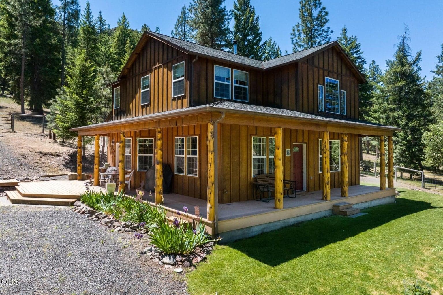 Photo of 5920 Cerysa 1 of 36