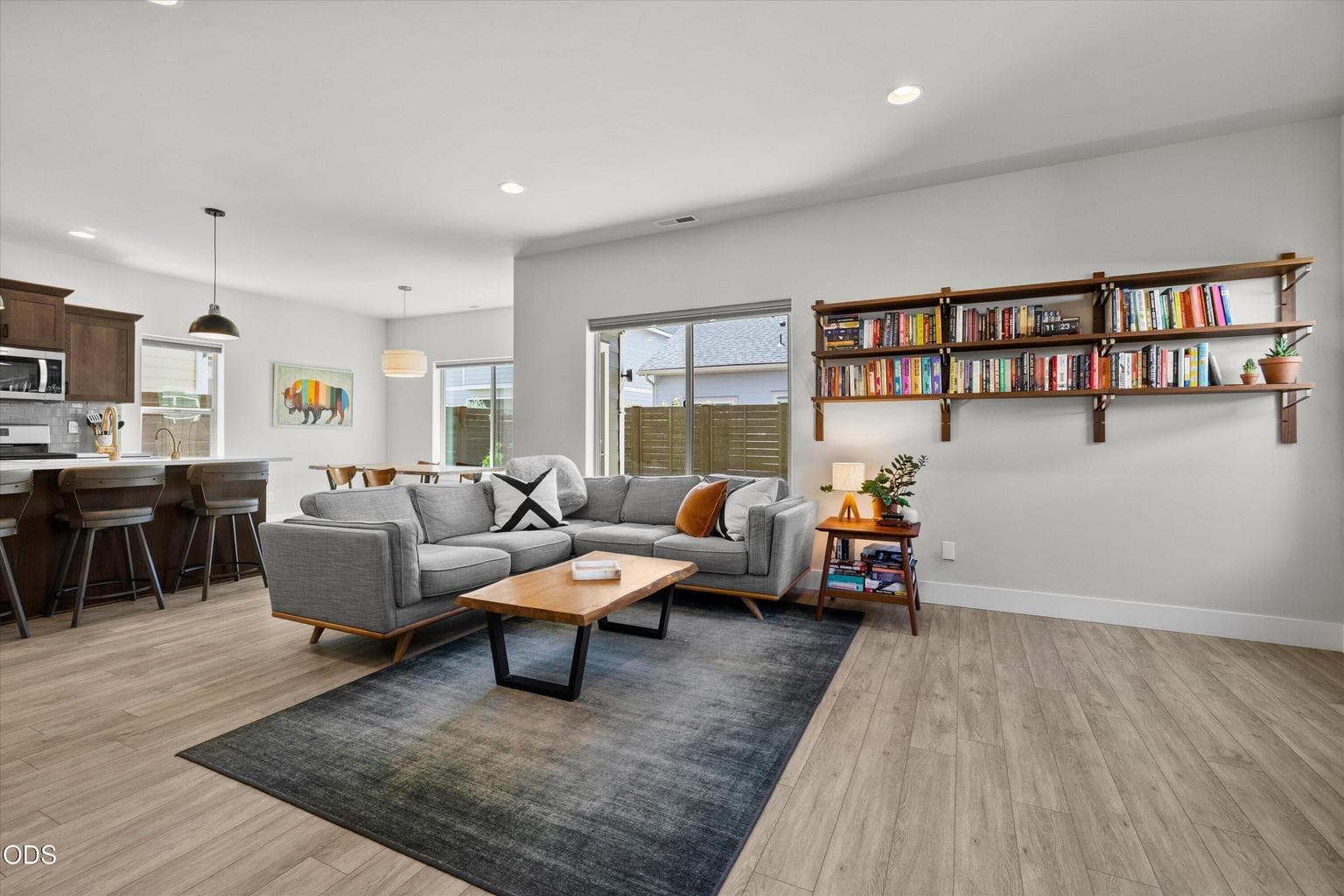 Photo of 20571 Rolen 5 of 42