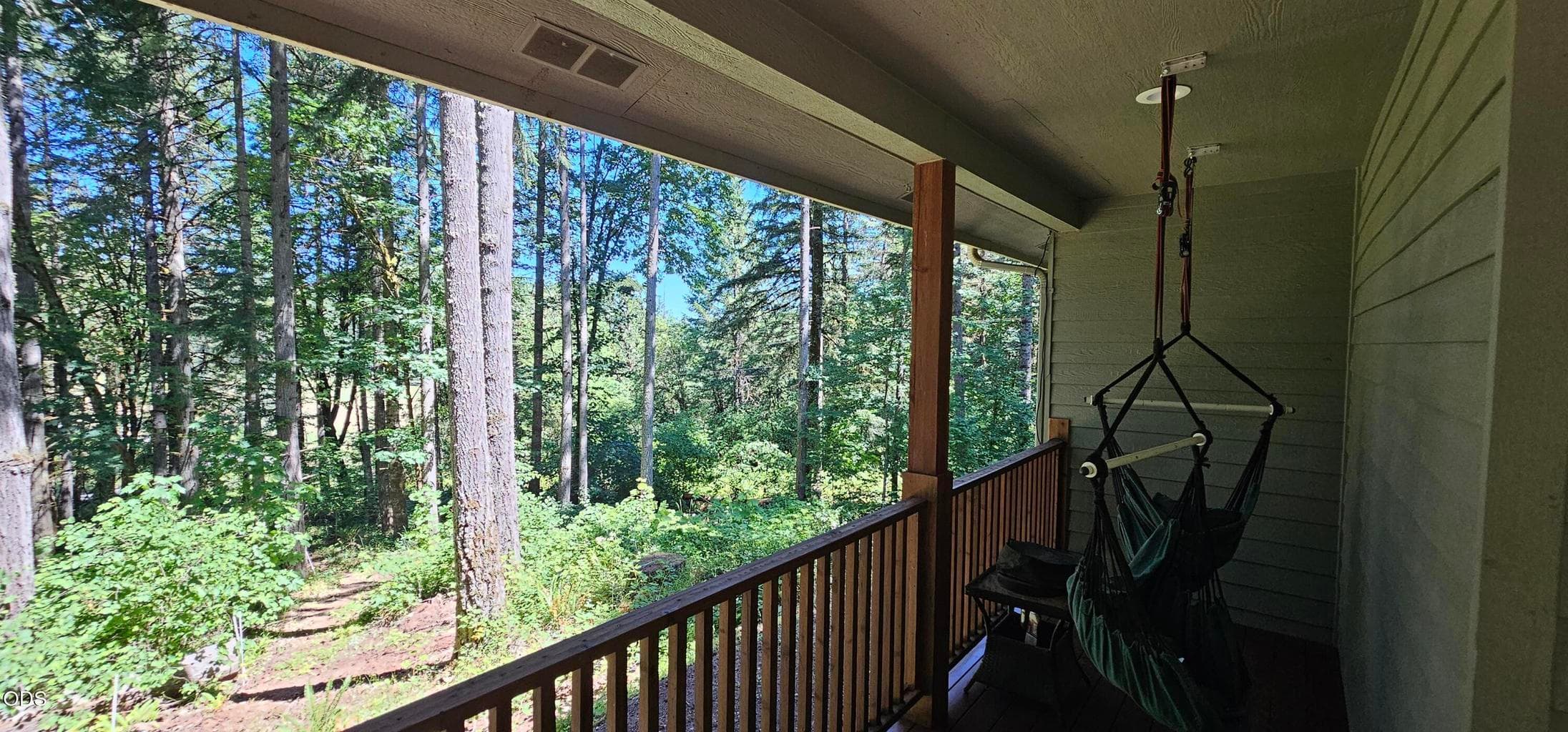 Photo of 40357 Hilltop 5 of 49