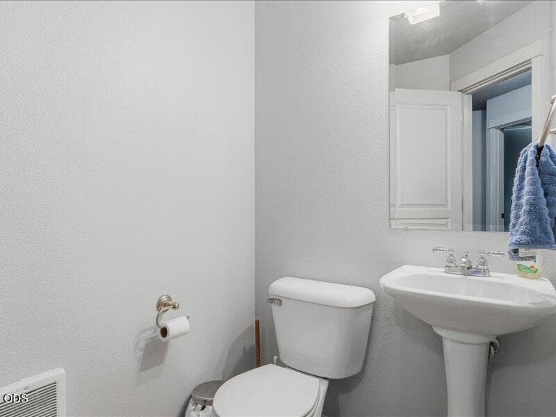 Photo of 16558 Daisy Place 10 of 23