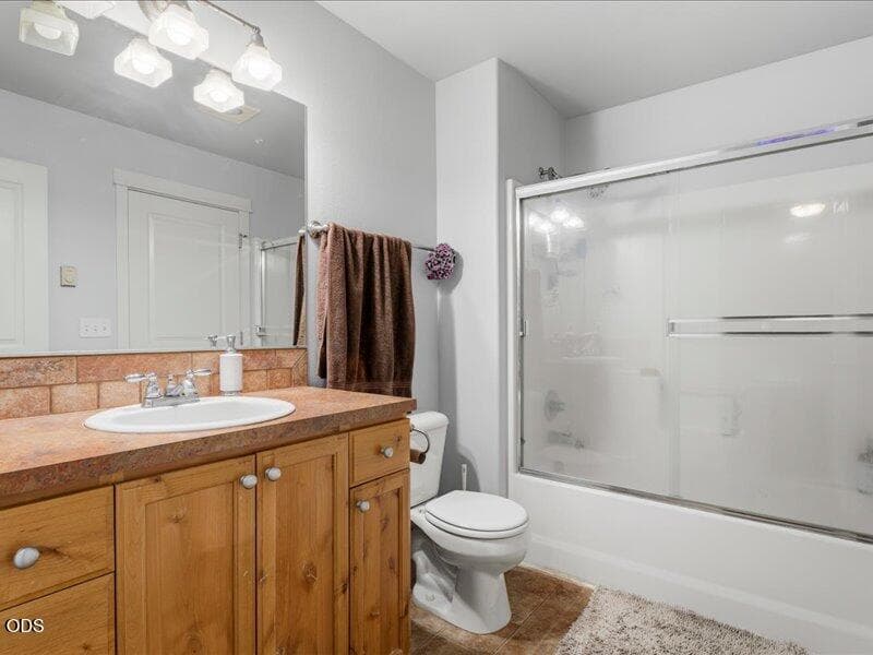 Photo of 16558 Daisy Place 12 of 23