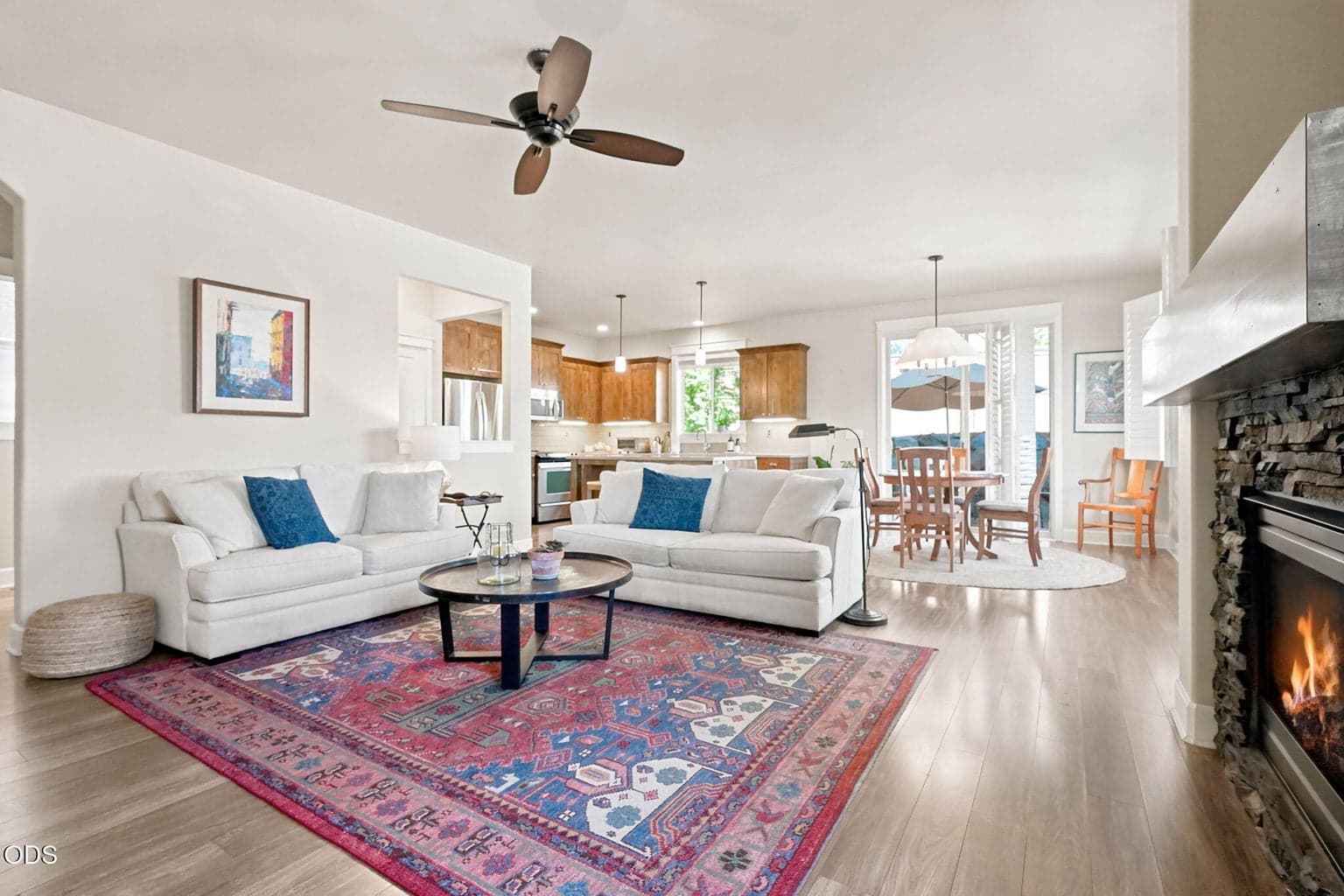 Photo of 1305 Criterion 4 of 40