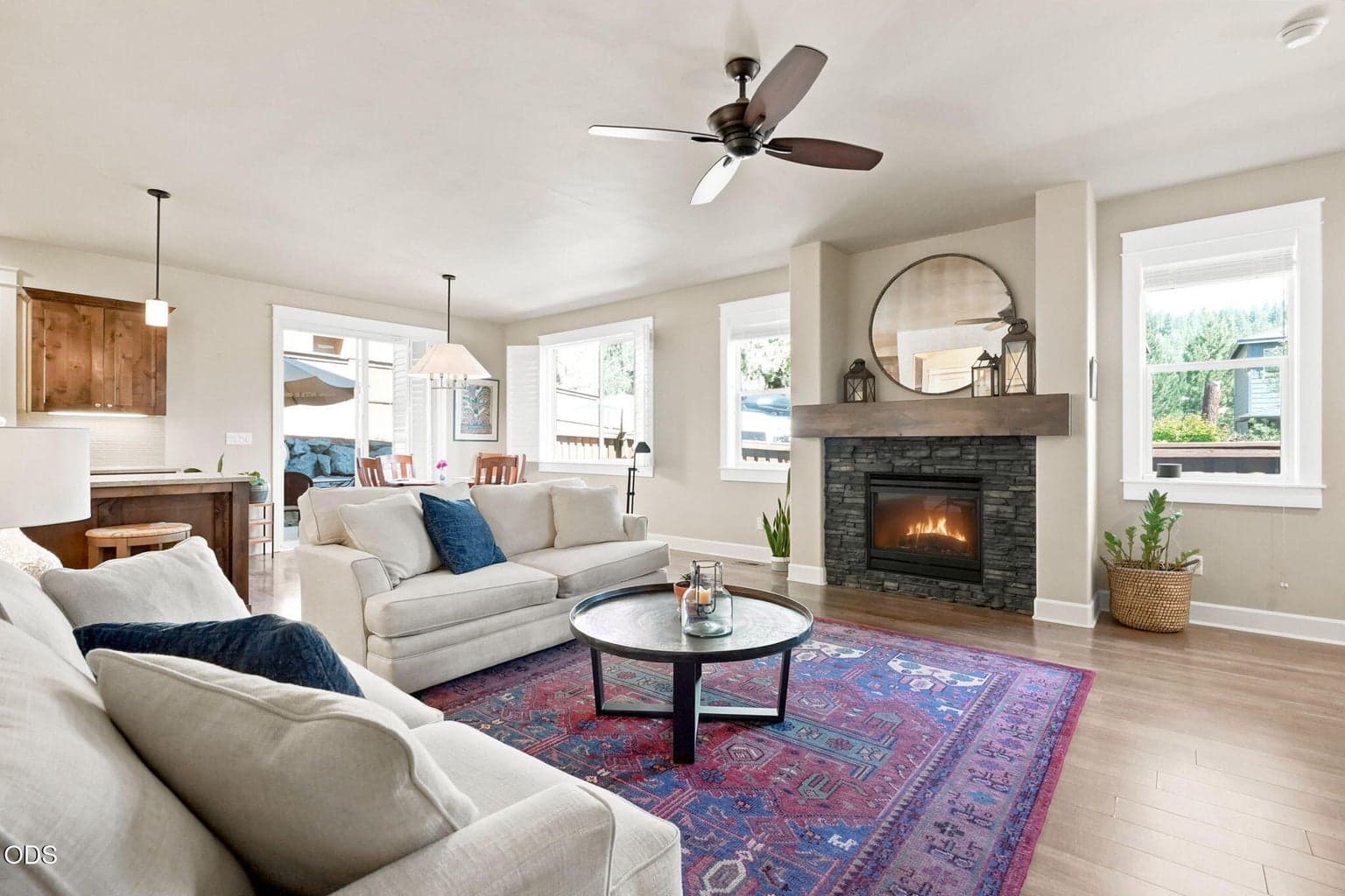 Photo of 1305 Criterion 5 of 40