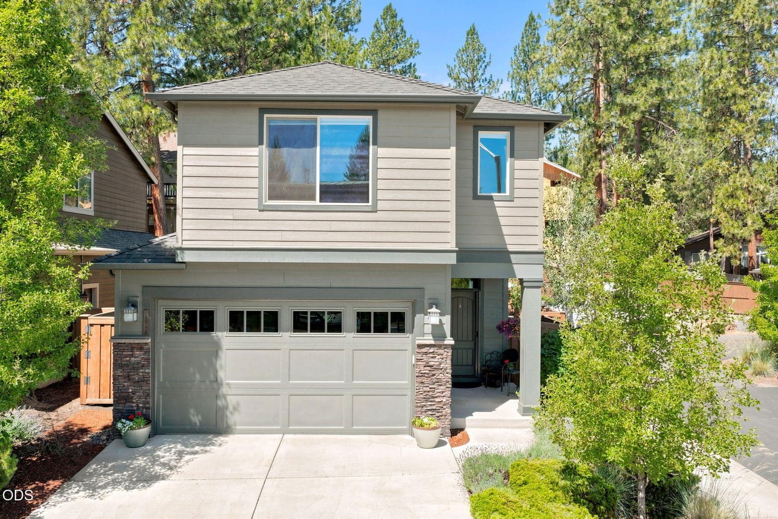 Photo of 1305 Criterion 2 of 40