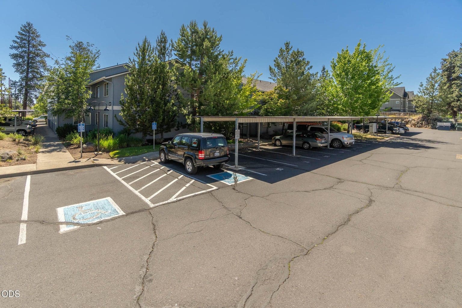 Photo of 1031 SE 4th Street 15 of 24