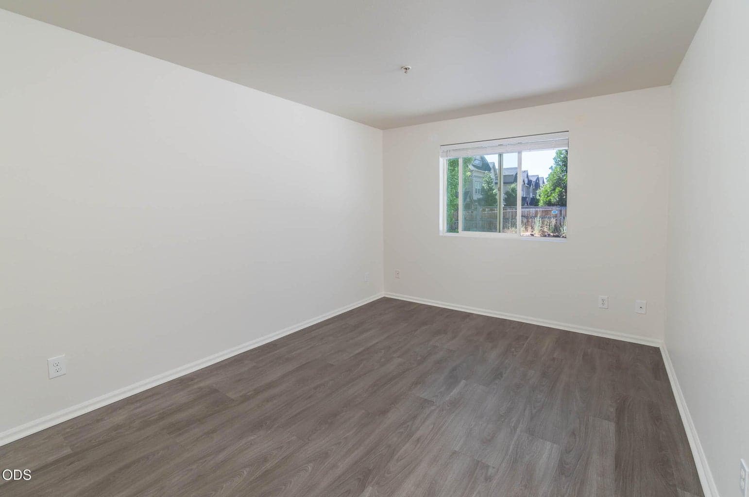 Photo of 1031 SE 4th Street 6 of 24