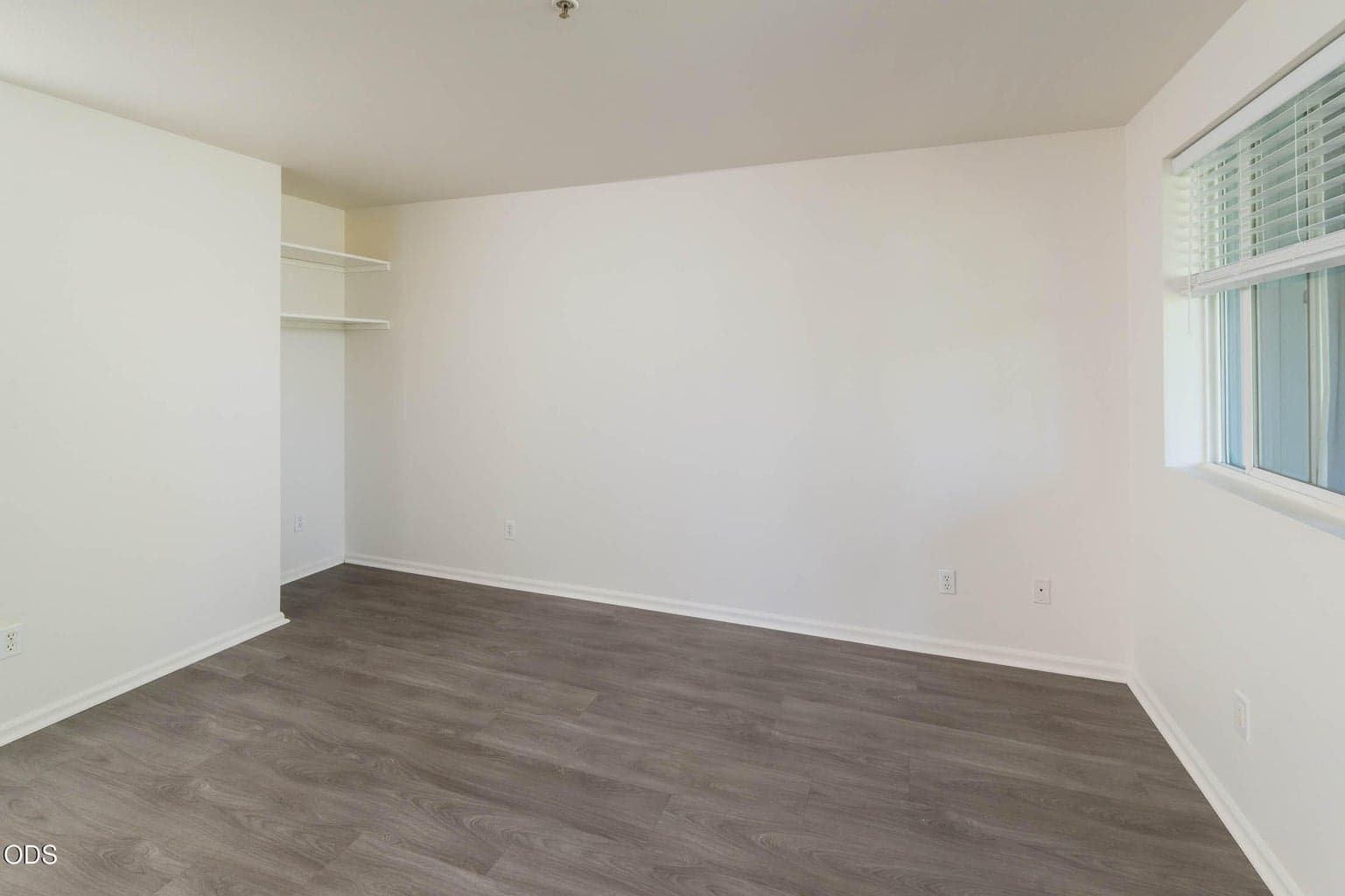 Photo of 1031 4th 5 of 24