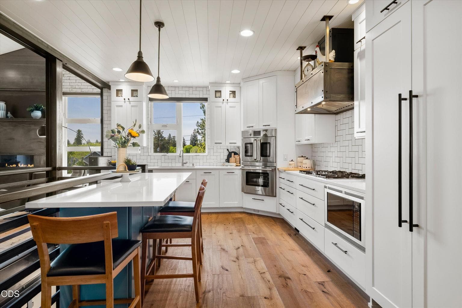Photo of 628 NW Portland Avenue 8 of 41