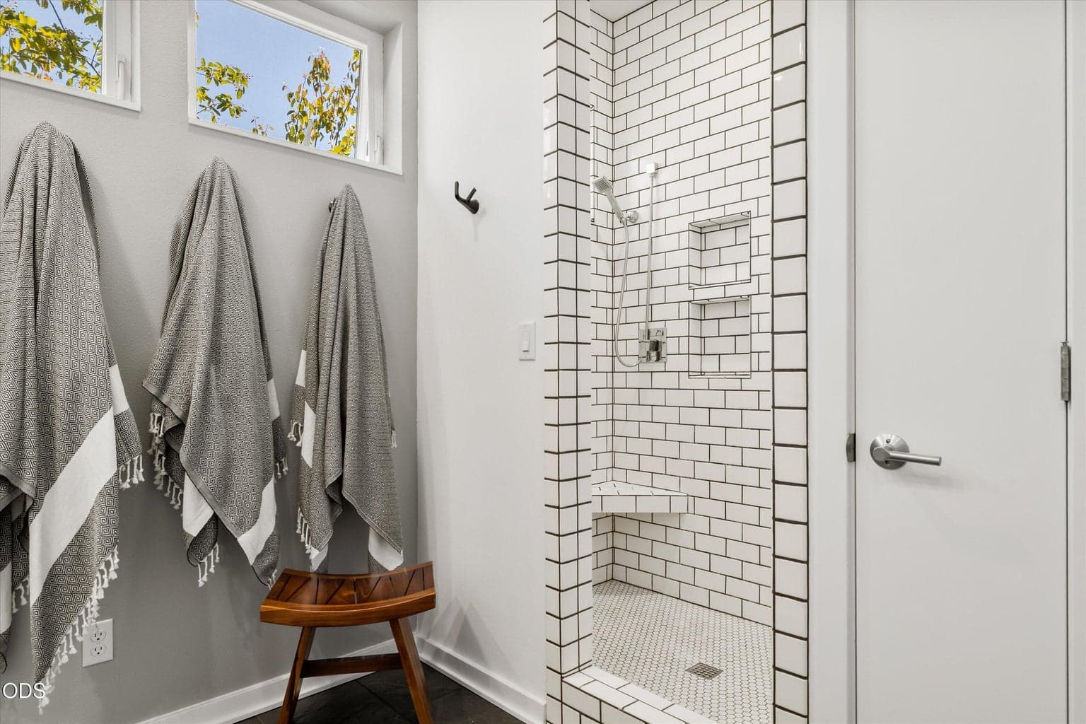 Photo of 628 NW Portland Avenue 21 of 41
