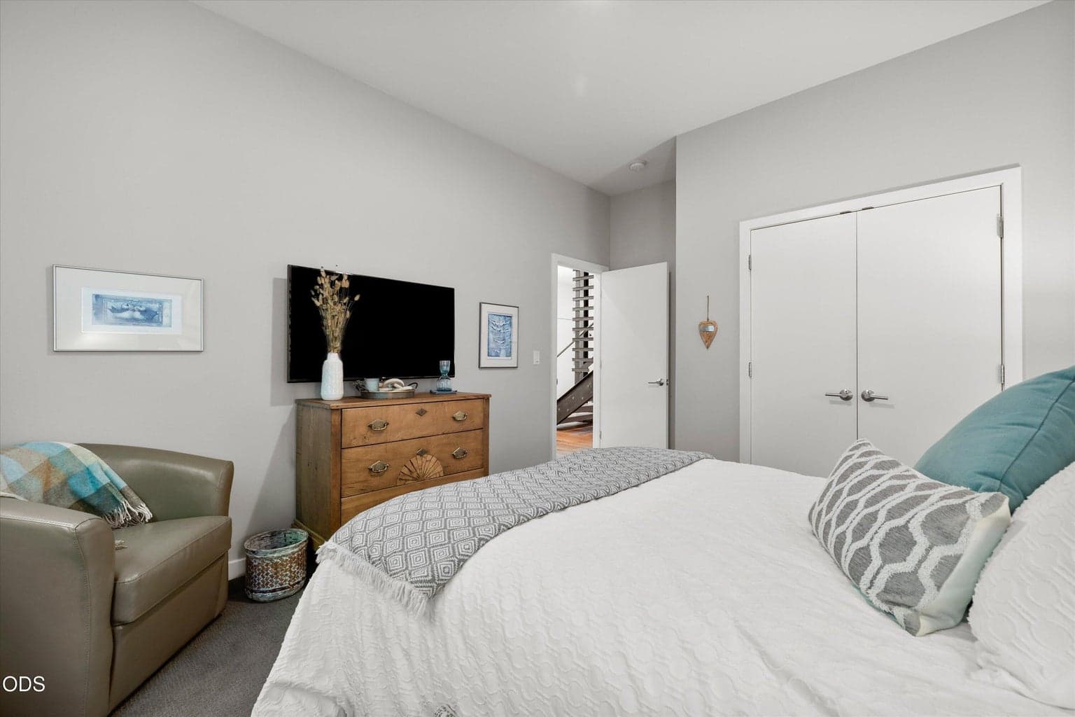 Photo of 628 NW Portland Avenue 24 of 41