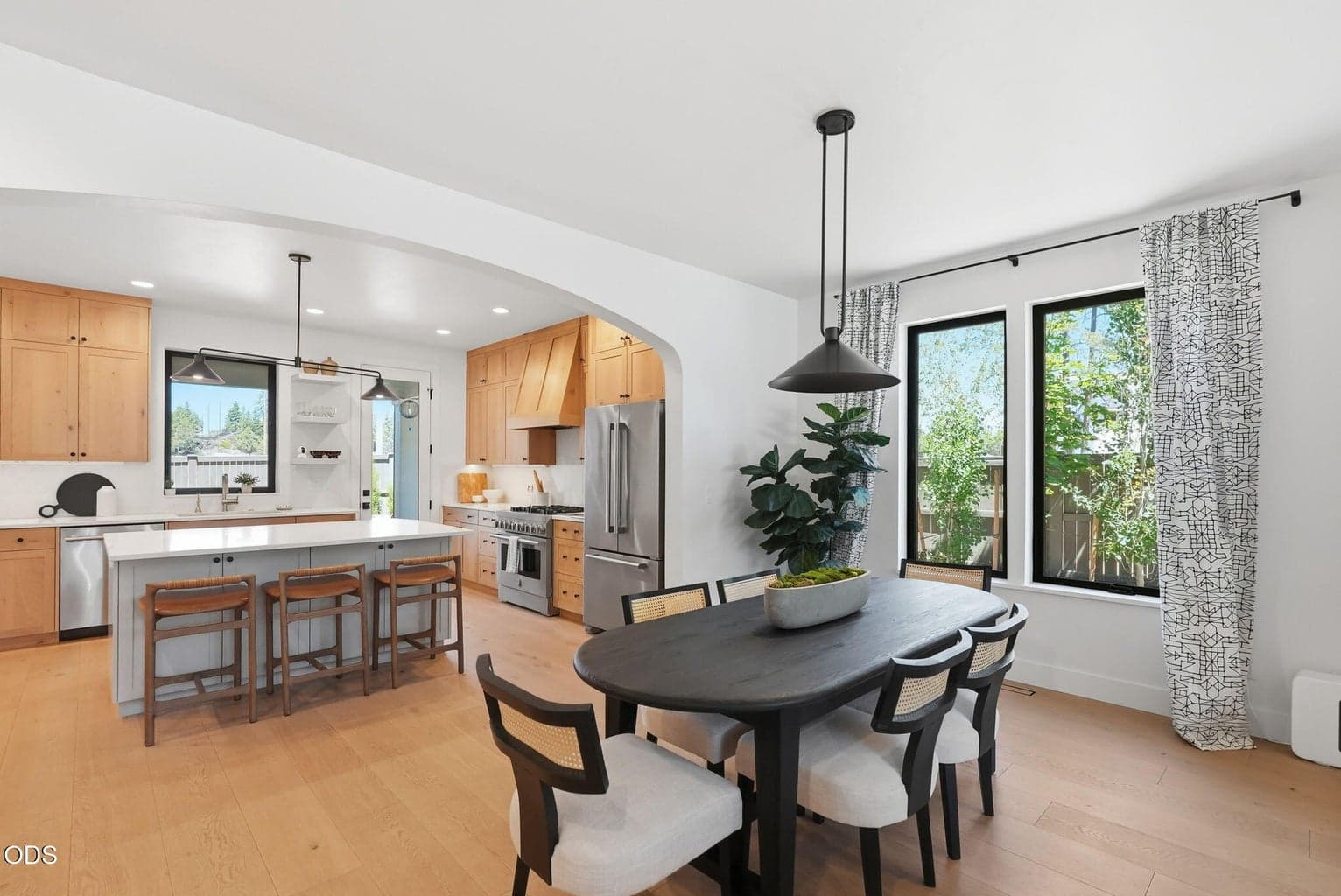 Photo of 2643 NW Waymaker Court 15 of 71