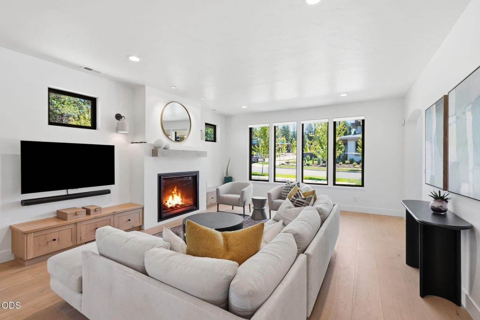 Photo of 2643 NW Waymaker Court 17 of 71