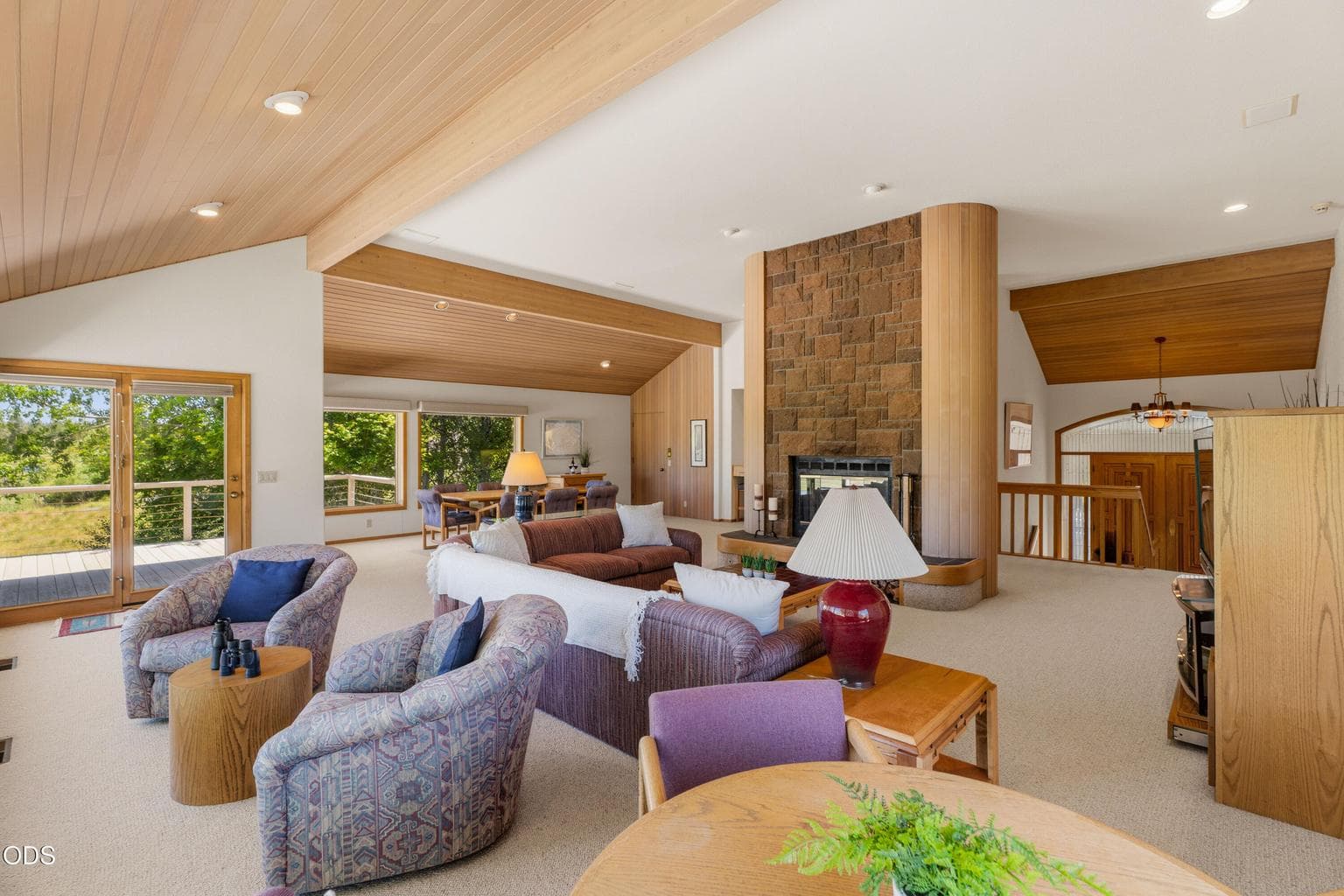 Photo of 56947 Vista 4 of 47