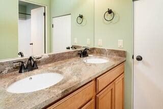 Photo of 18575 SW Century Drive 6 of 26