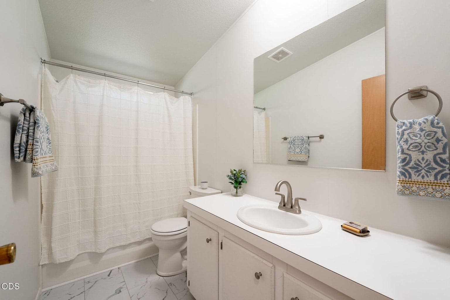 Photo of 16115 Del Pino Drive 24 of 43