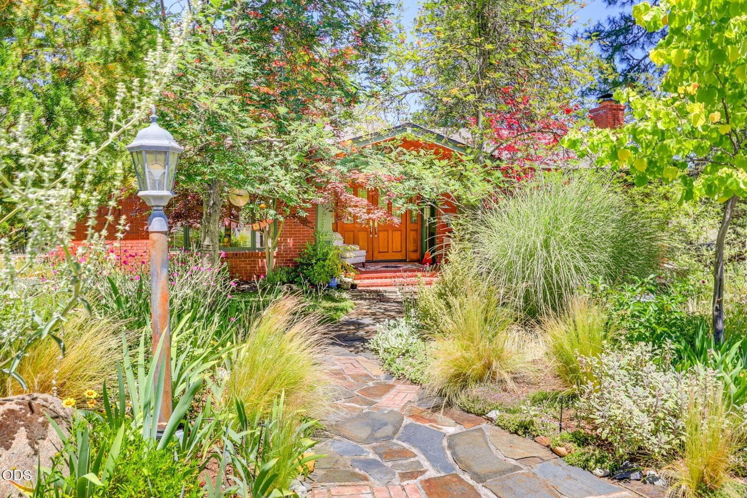 Photo of 1365 Ponderosa 2 of 50