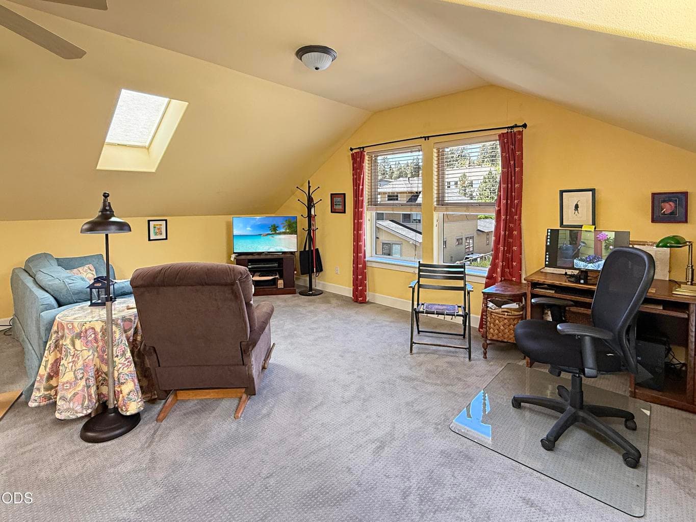 Photo of 2331 NW Awbrey Road 29 of 42