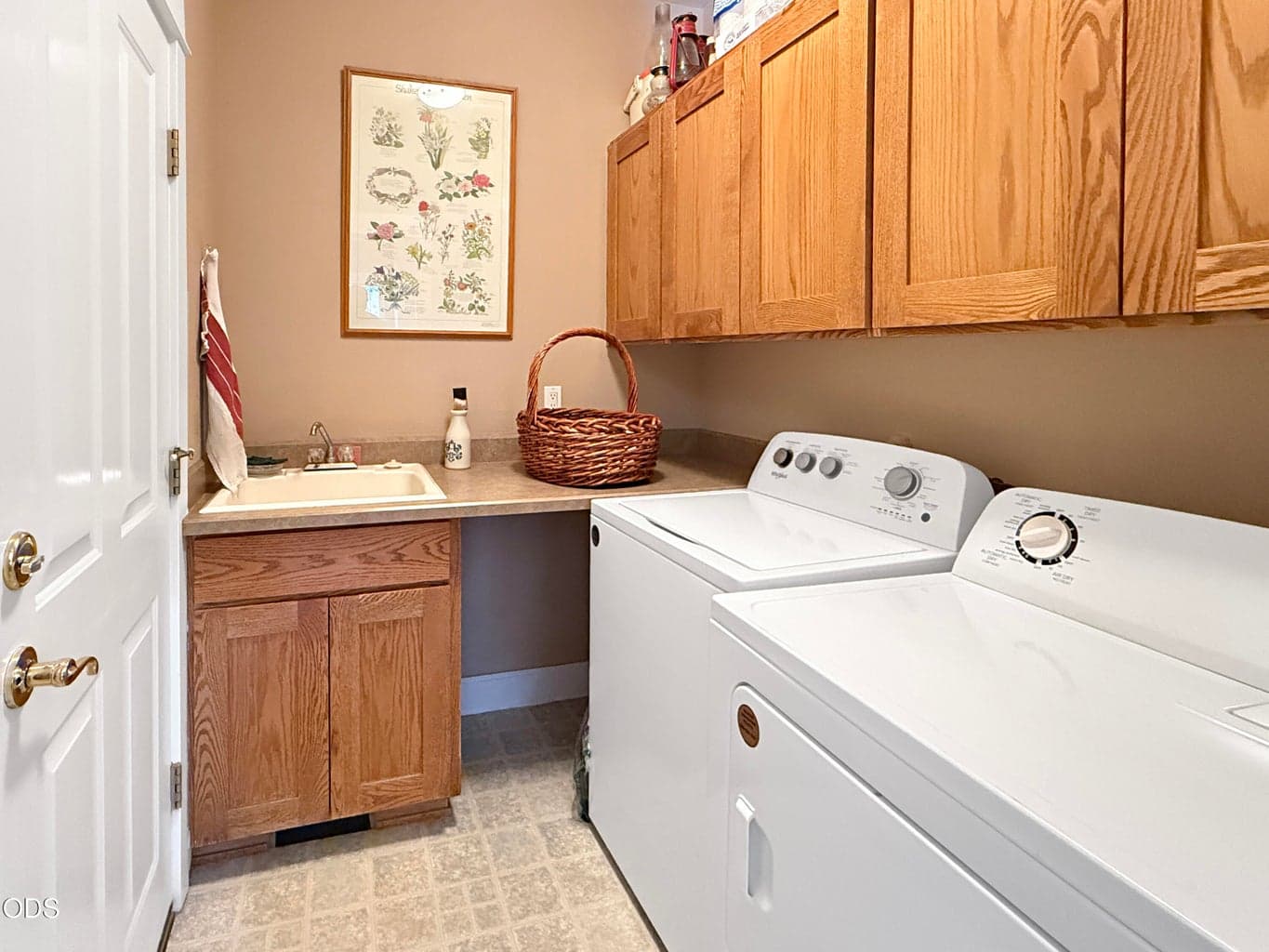 Photo of 2331 NW Awbrey Road 31 of 42