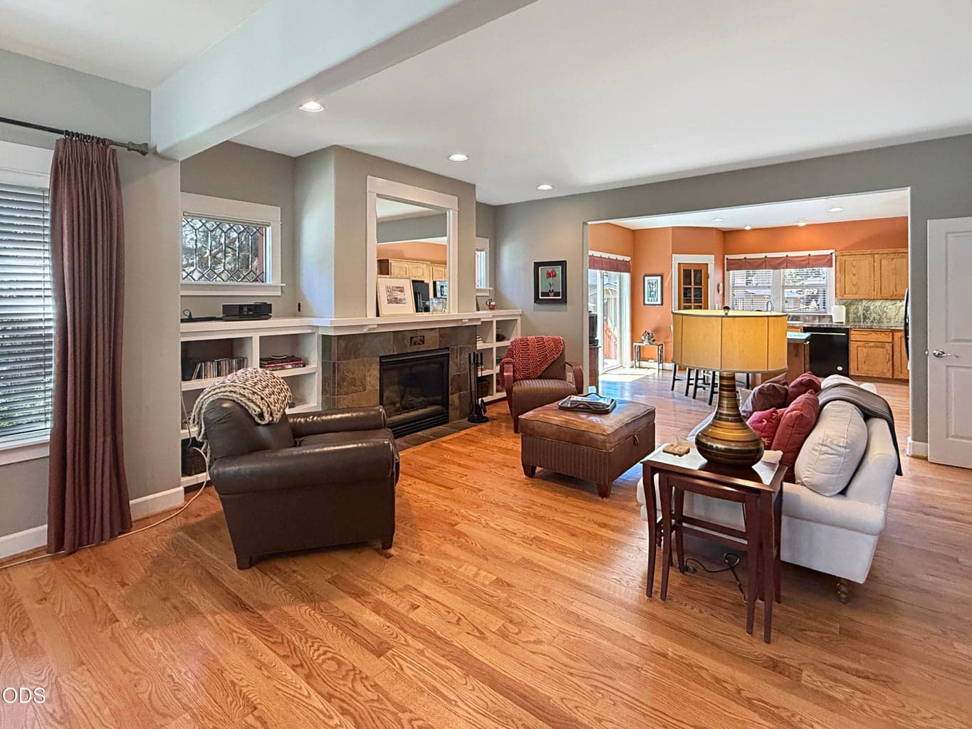 Photo of 2331 NW Awbrey Road 8 of 42