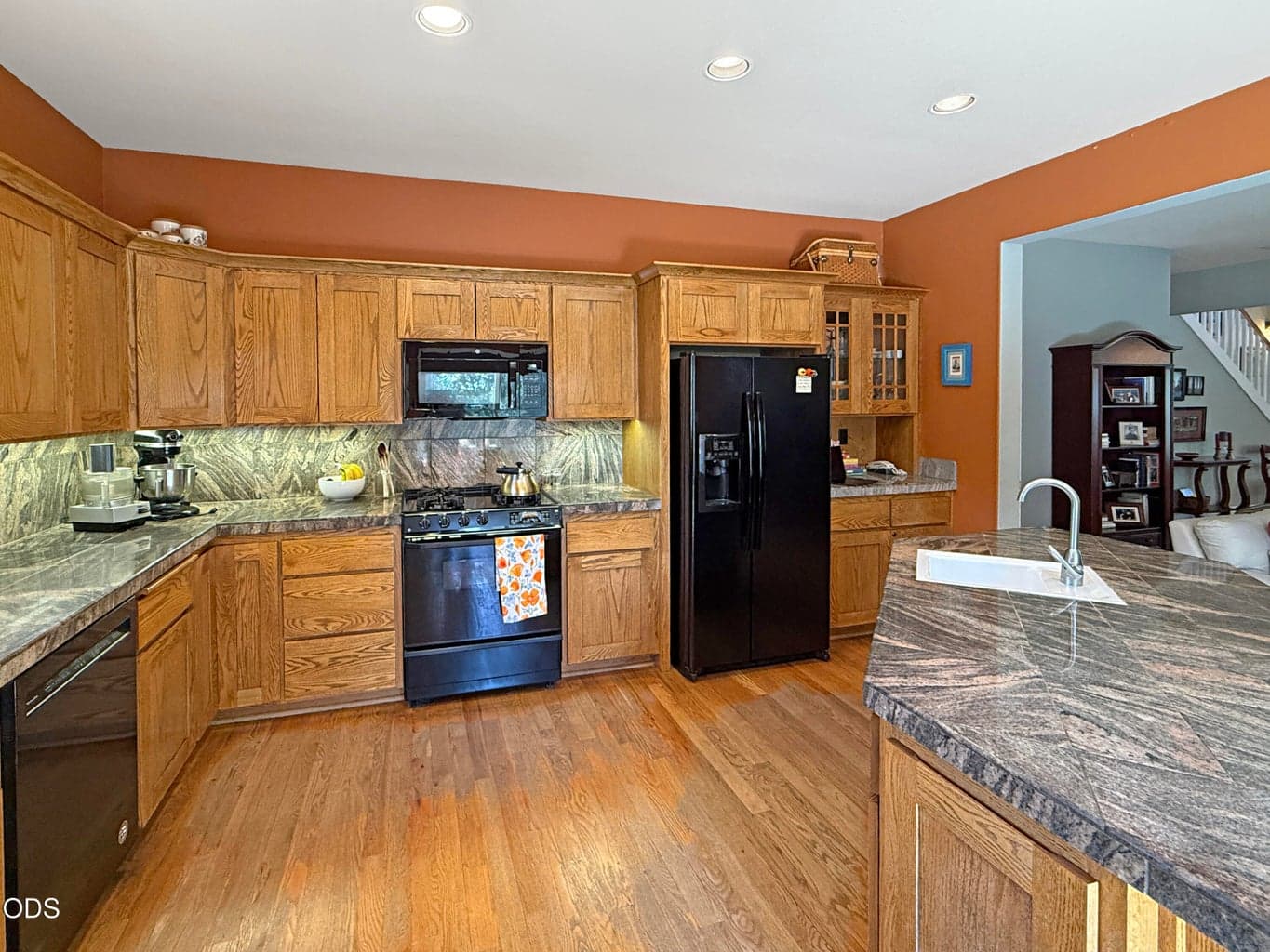 Photo of 2331 NW Awbrey Road 12 of 42