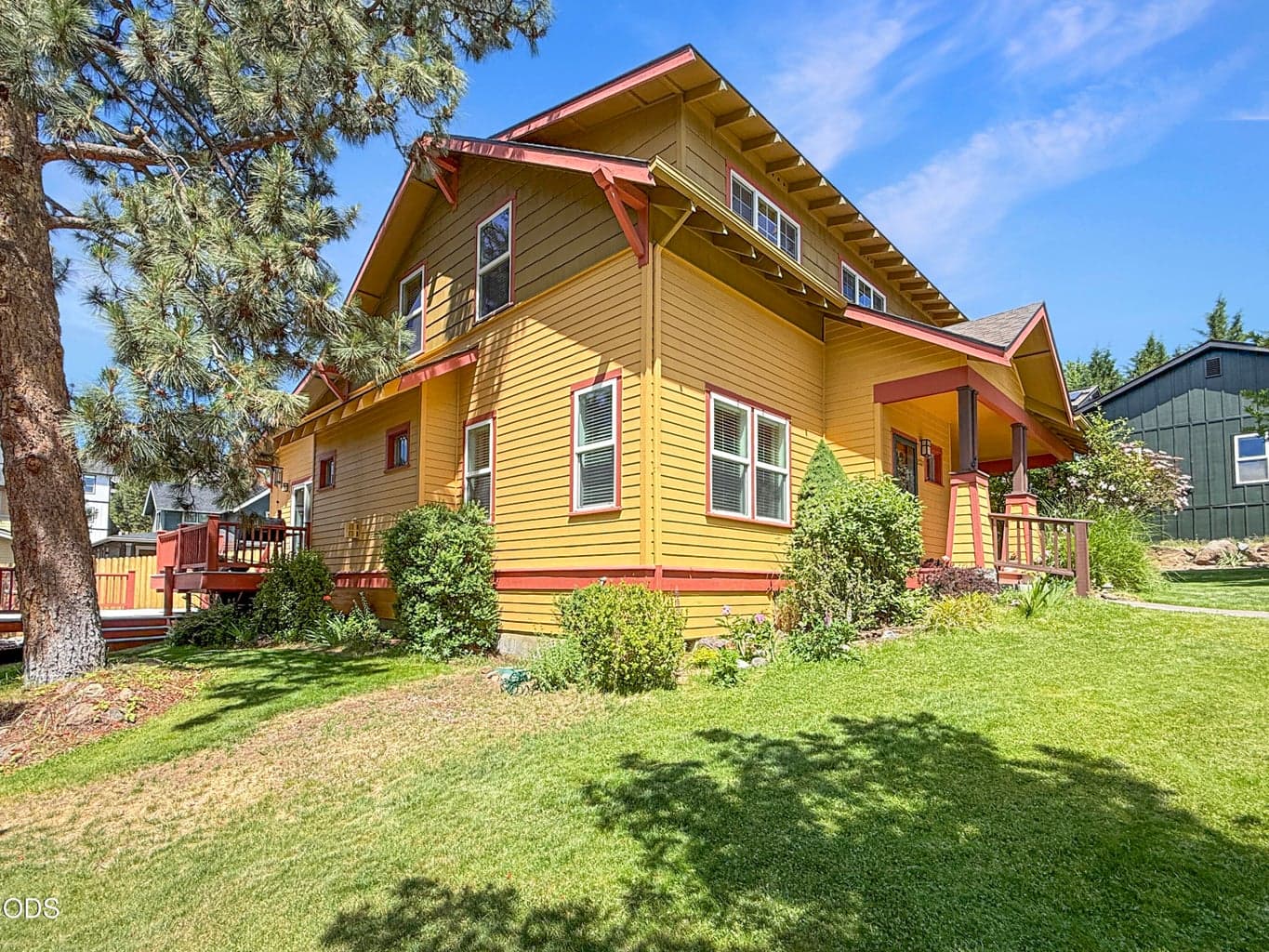 Photo of 2331 NW Awbrey Road 38 of 42