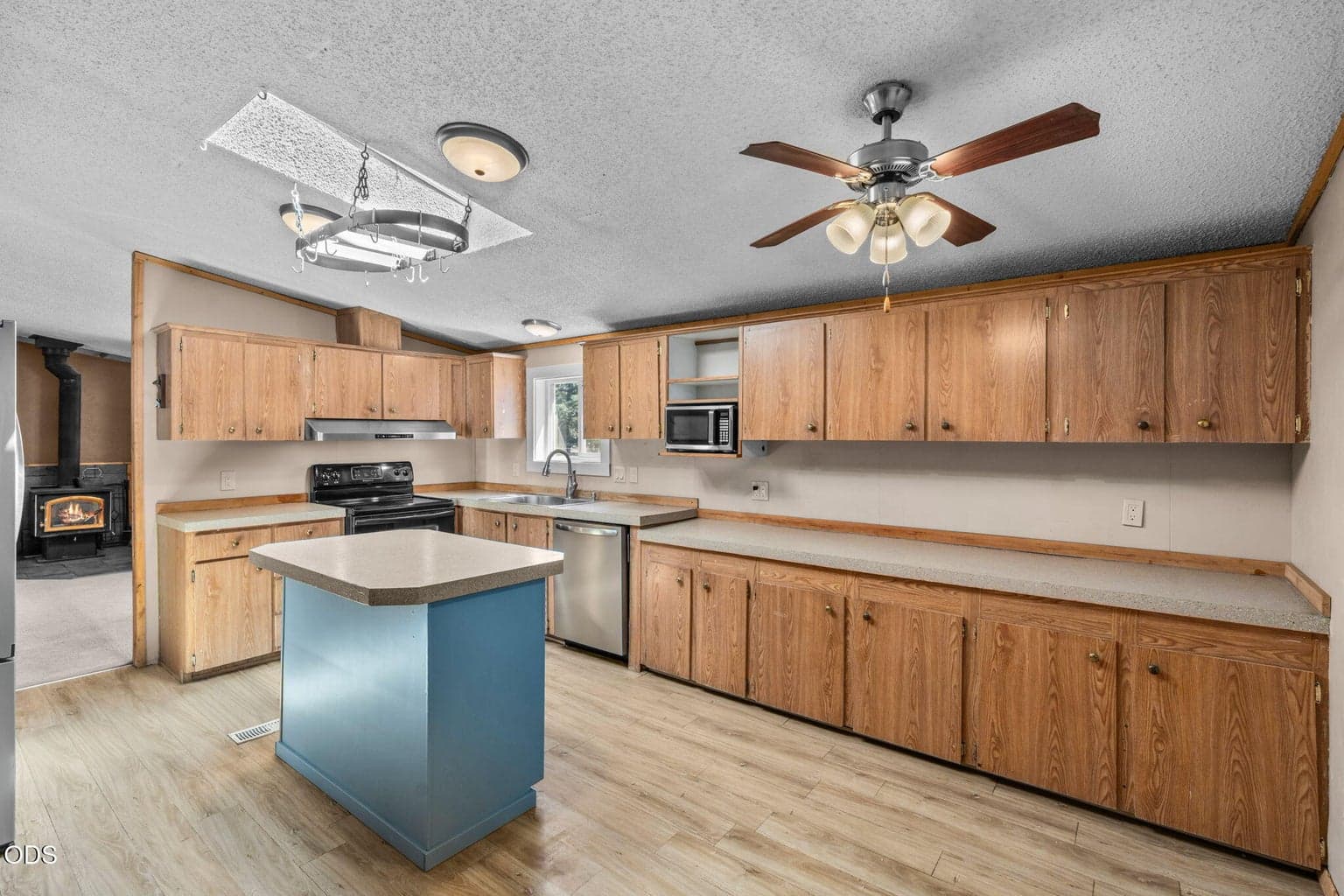 Photo of 5810 NW Odin Falls Way 7 of 28