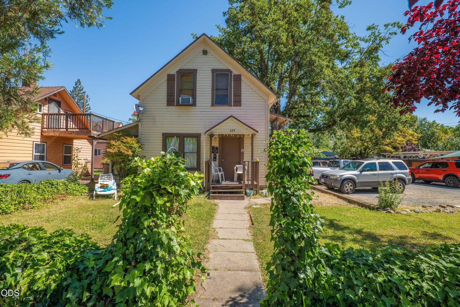 Photo of 324 D 2 of 10