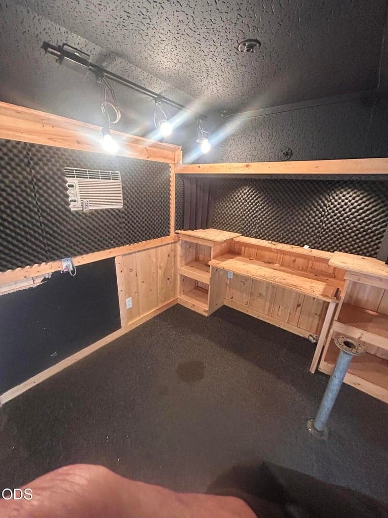 Shed 2 Interior