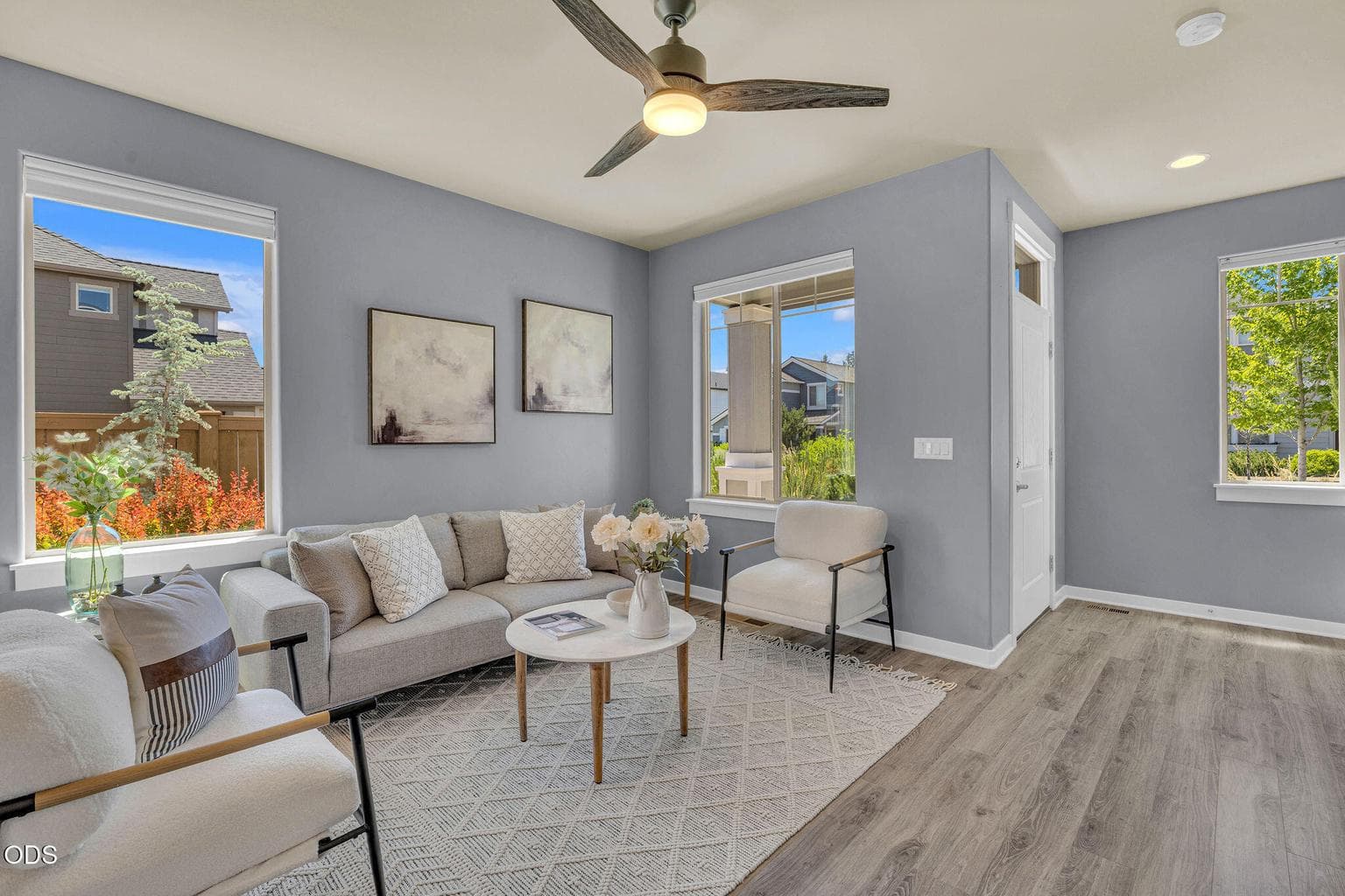 Photo of 61094 SE Sydney Harbor Drive 7 of 41
