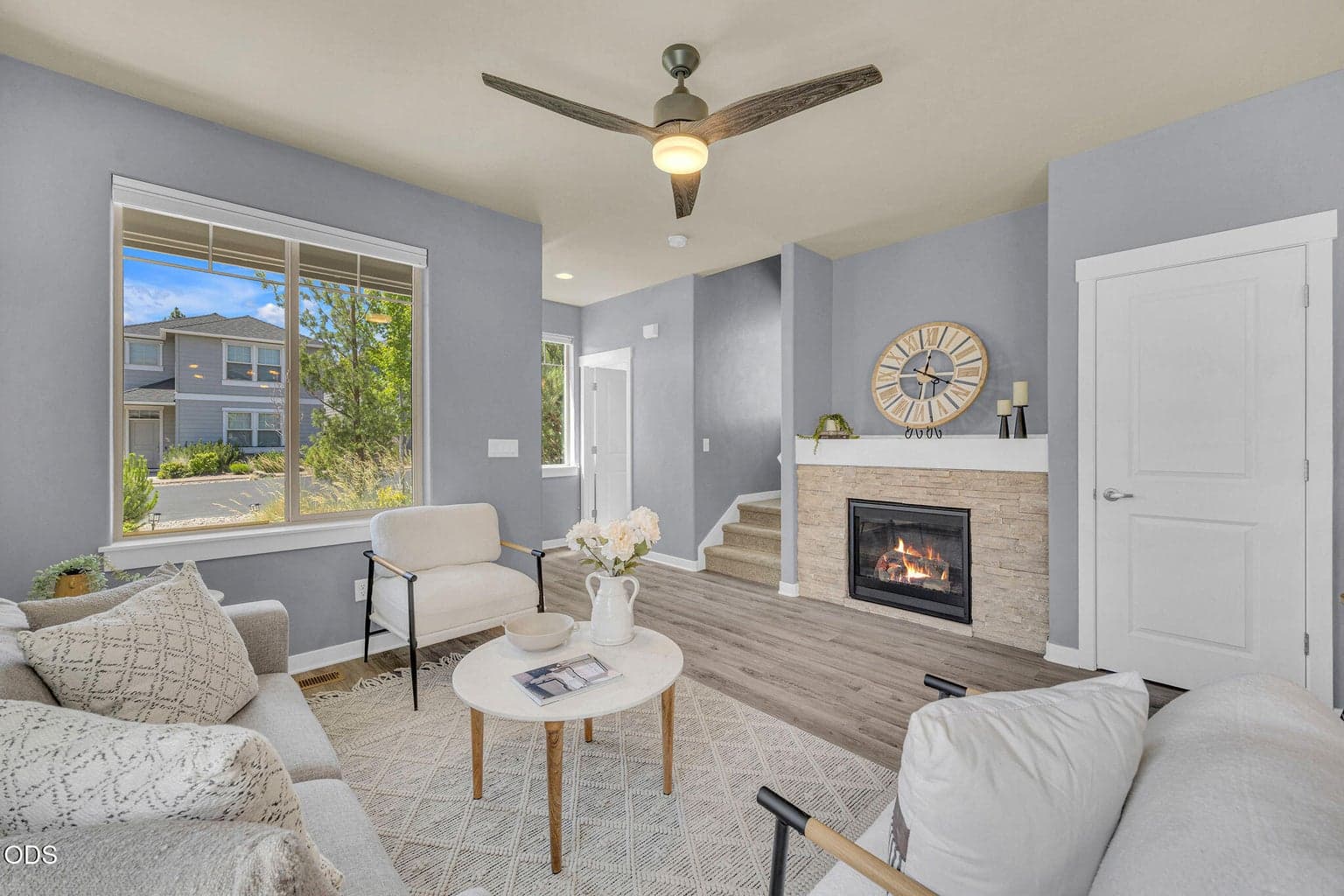 Photo of 61094 SE Sydney Harbor Drive 8 of 41