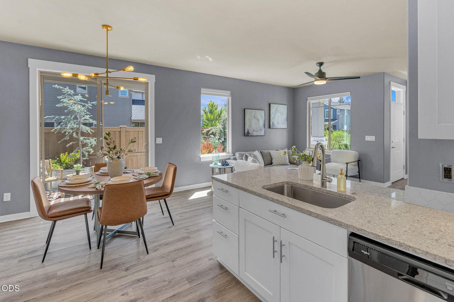 Photo of 61094 SE Sydney Harbor Drive 13 of 41