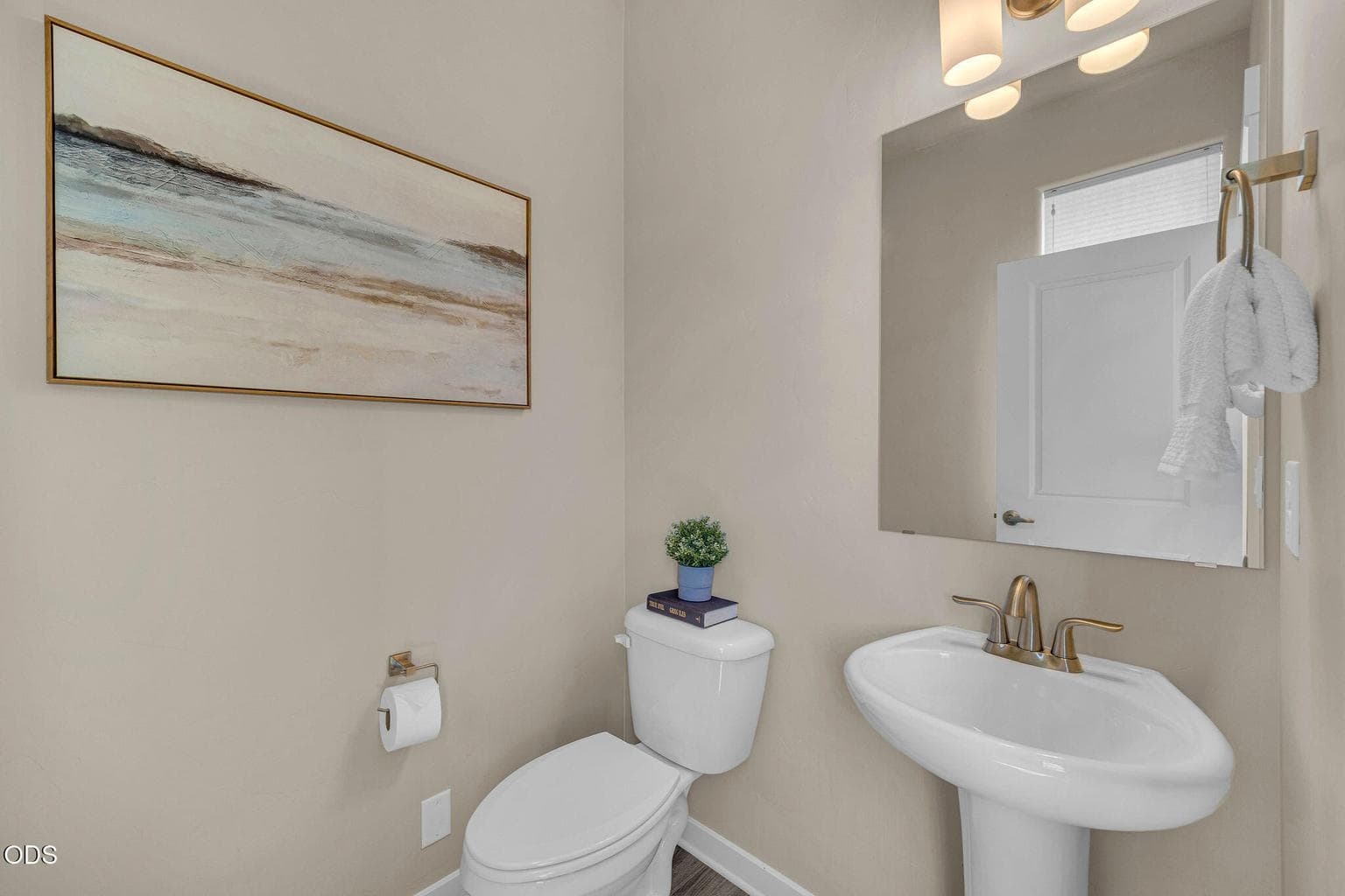Photo of 61094 SE Sydney Harbor Drive 14 of 41