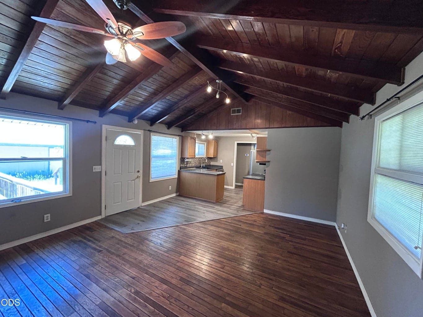 Living Room/Kitchen