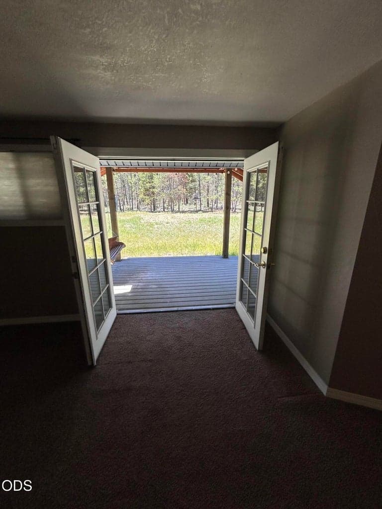 Photo of 52643 Center Drive 11 of 36