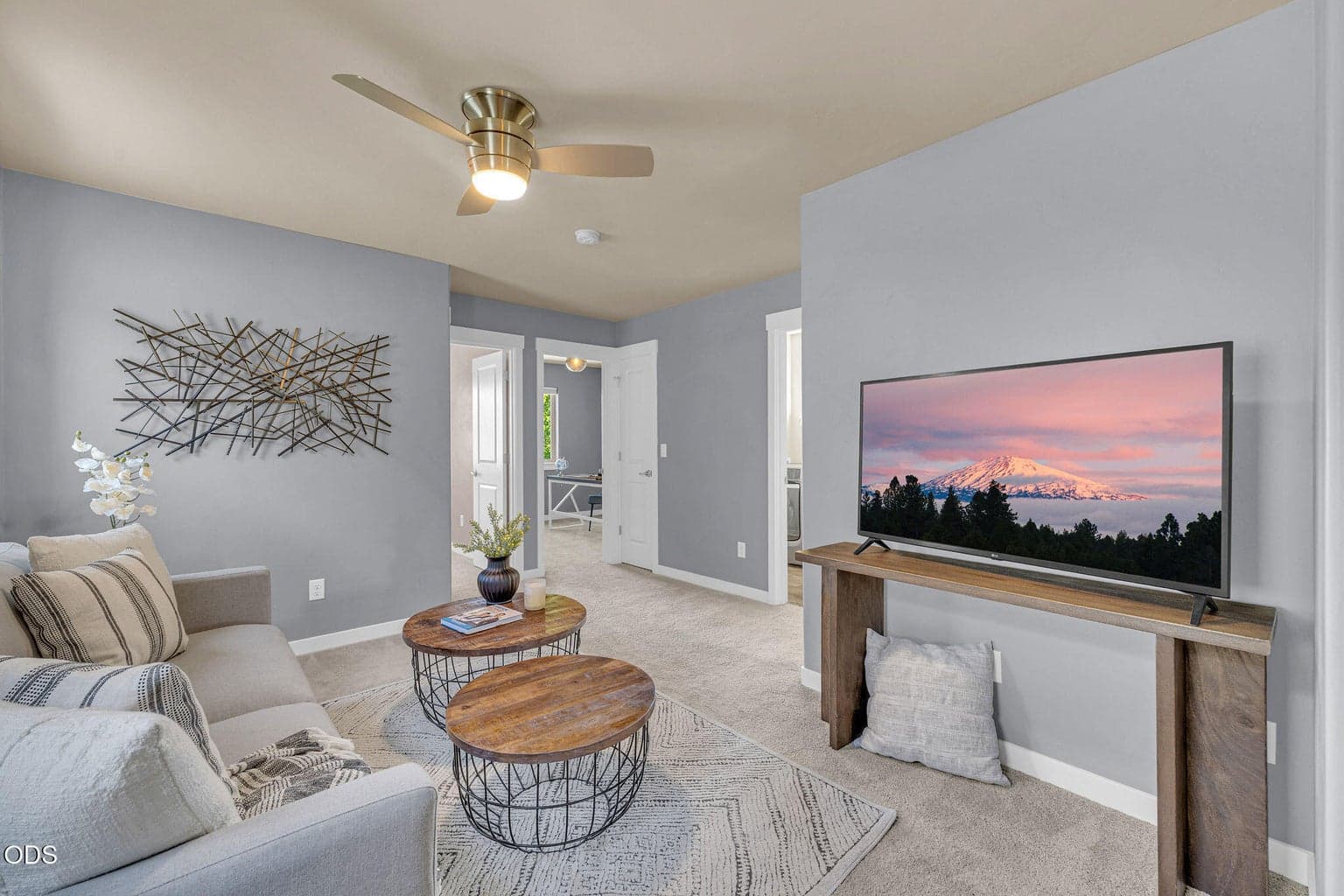 Photo of 61094 SE Sydney Harbor Drive 15 of 41