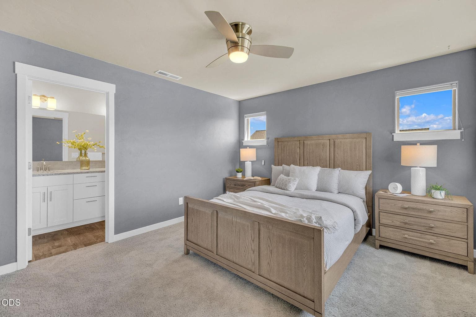 Photo of 61094 SE Sydney Harbor Drive 18 of 41